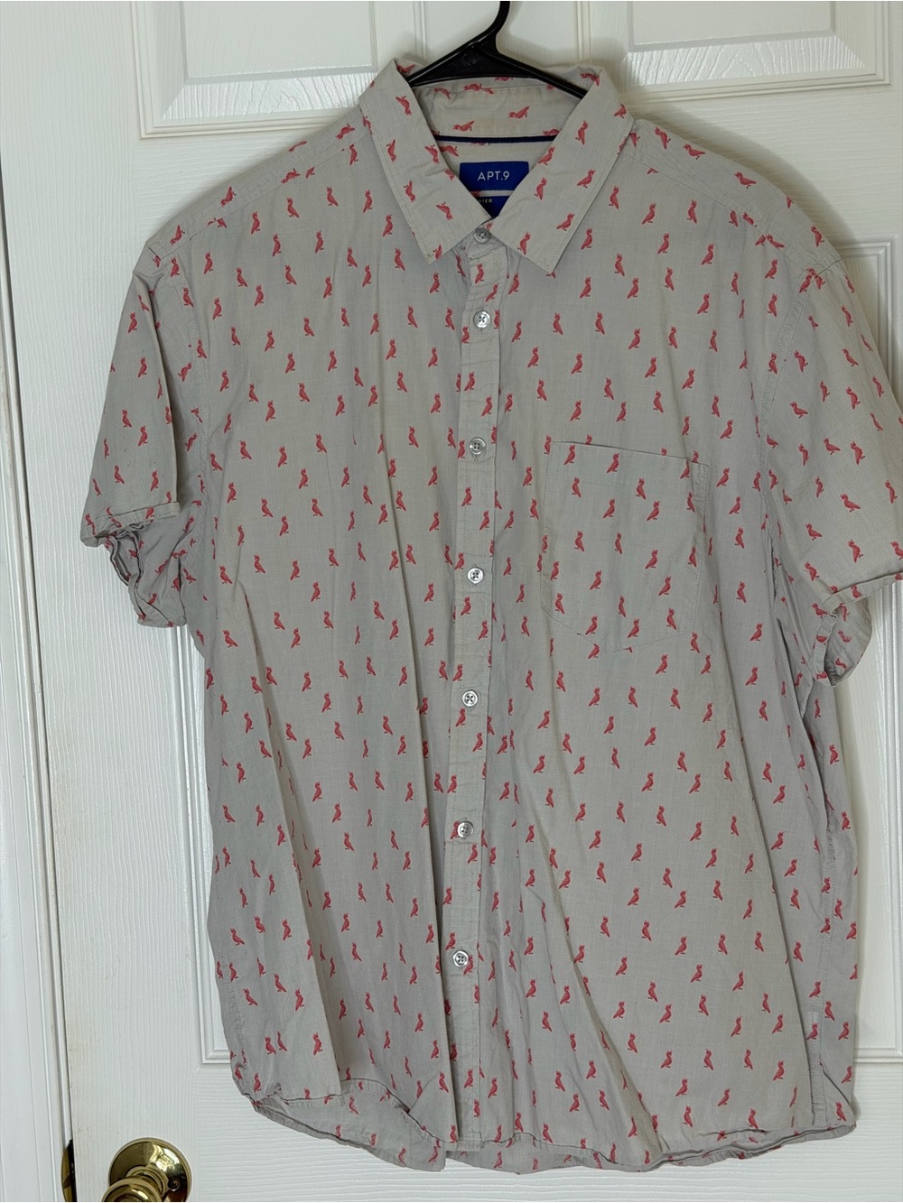 Apt. 9 Light Gray Short-Sleeve Button-Down Shirt with Red Print